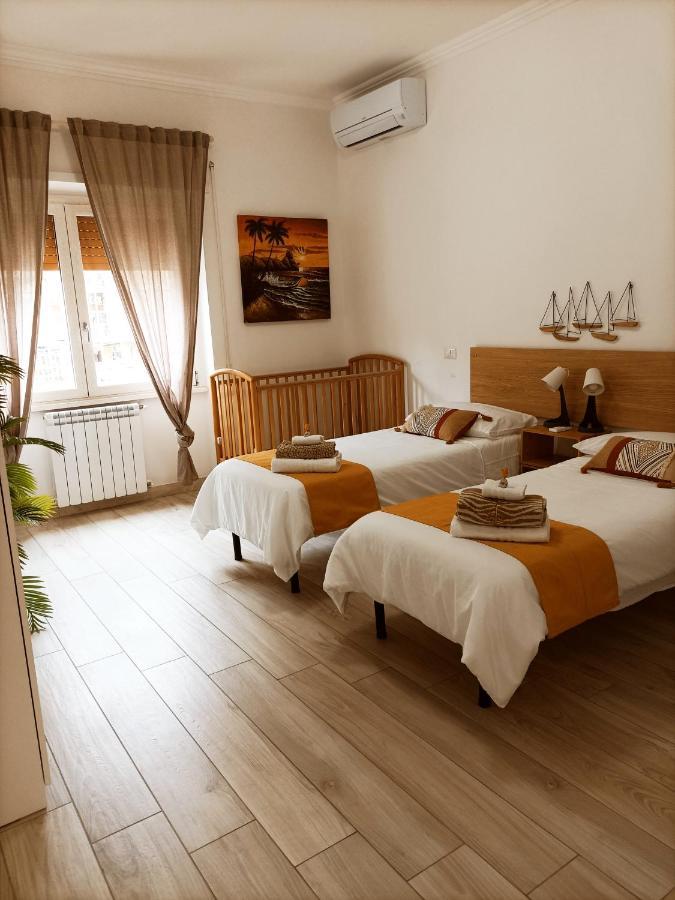 Luxury Beach House Torvaianica Buitenkant foto
